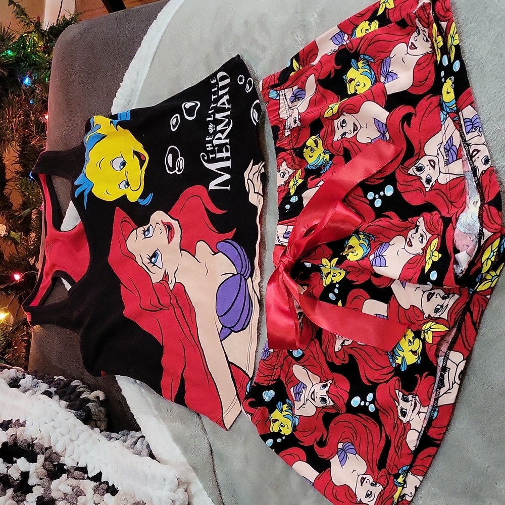 Disney Pajamas - Picture 1 of 7